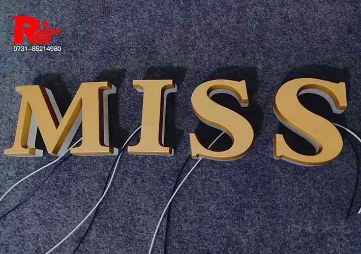 �L(zh��ng)ɳLED������