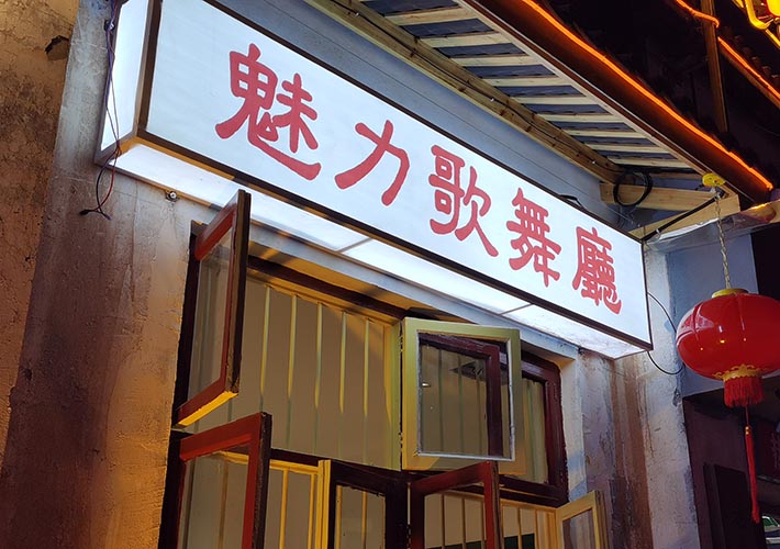 �f��������