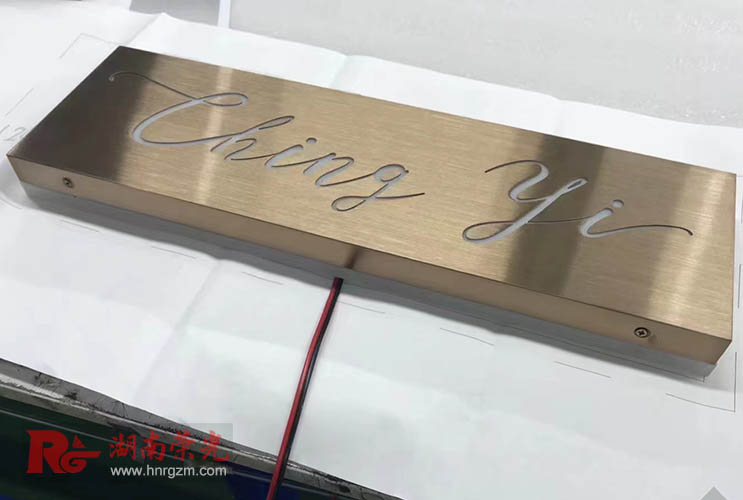 �Lɳ��ҕ���R